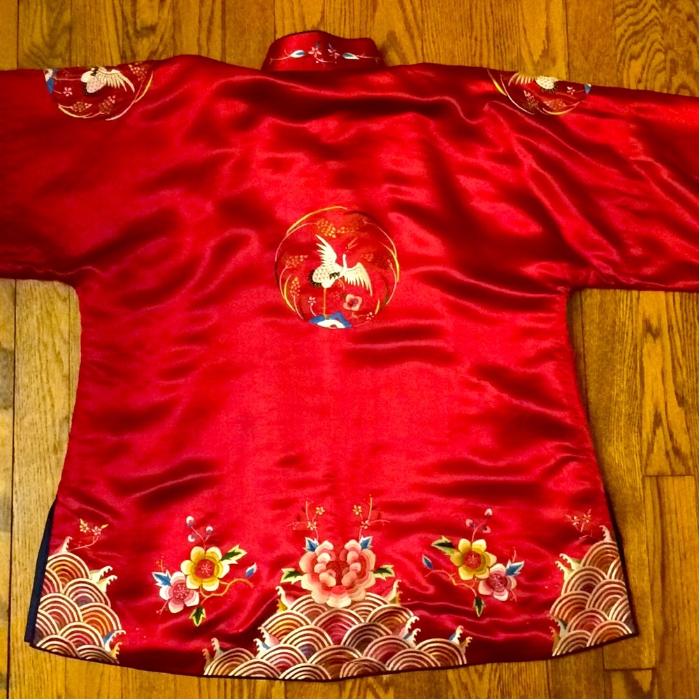 Hand Embroidered Silk Jacket - Picture 5 of 7